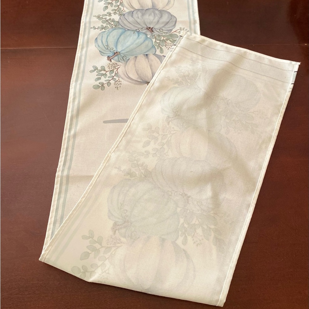 Farmhouse Pumpkin Table Runner - Blue and Gray - Picture 5 of 11